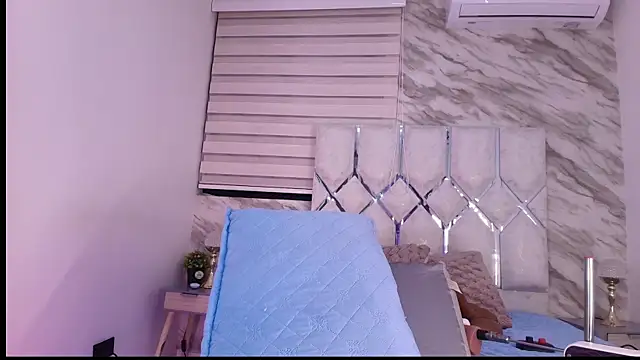 Snapshot of cataleya_ebony_ chatting on May 8, 3:01 am cataleya ebony online show from May 8, 3:01 am