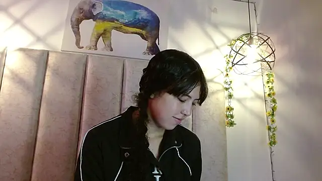 malejahotcs01 online show from September 12, 12:16 pm