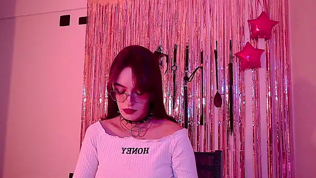 nina kink online show from June 29, 7:03 pm