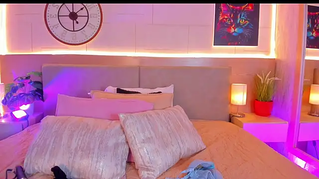 Snapshot of Meloddy_Rose chatting on November 20, 3:39 am Meloddy Rose online show from November 20, 3:39 am