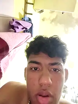 Snapshot of Lale-Adrian chatting on November 27, 10:12 pm Lale-Adrian online show from November 27, 10:12 pm