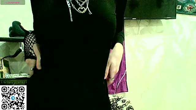 CarolineRichter online show from February 20, 2:30 am