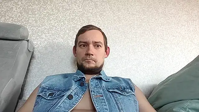 Snapshot of CharlieYeahx chatting on September 24, 1:03 pm CharlieYeahx online show from September 24, 1:03 pm