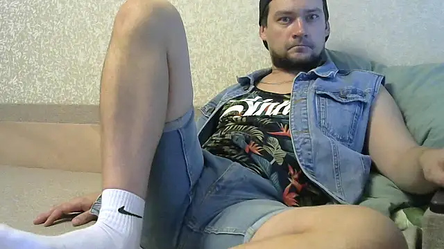 Snapshot of CharlieYeahx chatting on September 26, 6:45 pm CharlieYeahx online show from September 26, 6:45 pm