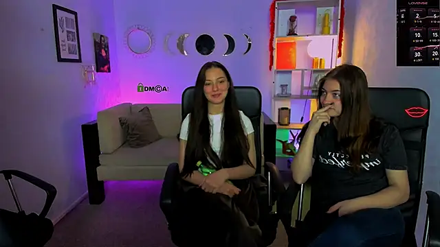 eva smiith  online show from May 11, 5:46 am
