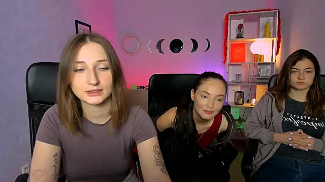 eva smiith  online show from May 27, 5:37 am