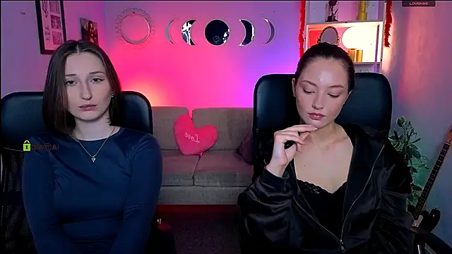 eva smiith  online show from June 3, 5:43 am