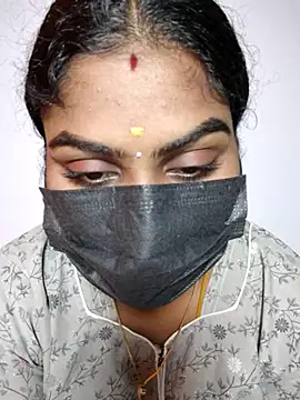 Snapshot of Tamil_Princess12 chatting on September 20, 11:44 am Tamil Princess12 online show from September 20, 11:44 am