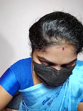 Snapshot of Tamil_Princess12 chatting on November 1, 6:32 pm Tamil Princess12 online show from November 1, 6:32 pm