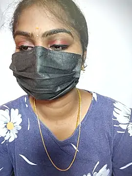 Snapshot of Tamil_Princess12 chatting on April 5, 8:33 am Tamil Princess12 online show from April 5, 8:33 am