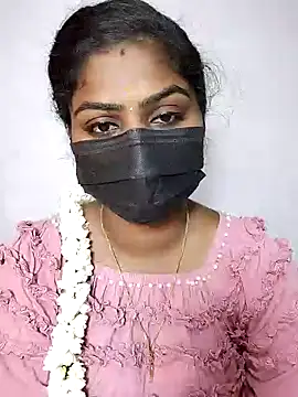 Snapshot of Tamil_Princess12 chatting on June 18, 6:13 am Tamil Princess12 online show from June 18, 6:13 am