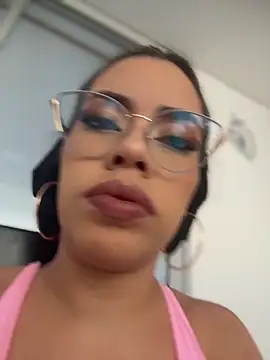 Snapshot of emma-conti2 chatting on June 11, 1:42 pm emma-conti2 online show from June 11, 1:42 pm