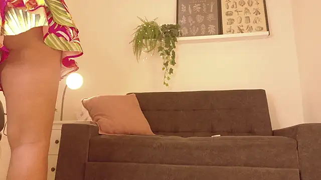 RiriiBrunette   online show from January 31, 7:56 pm