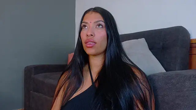 RiriiBrunette   online show from August 4, 8:00 pm