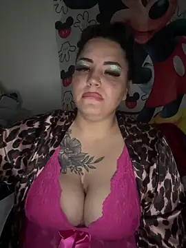 sexybunny18255 online show from April 12, 6:35 pm