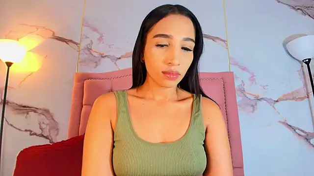 AlyaThompson online show from June 19, 4:17 am