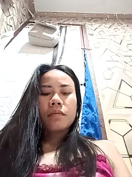 Snapshot of sexhot_22 chatting on May 7, 9:42 pm sexhot 22 online show from May 7, 9:42 pm