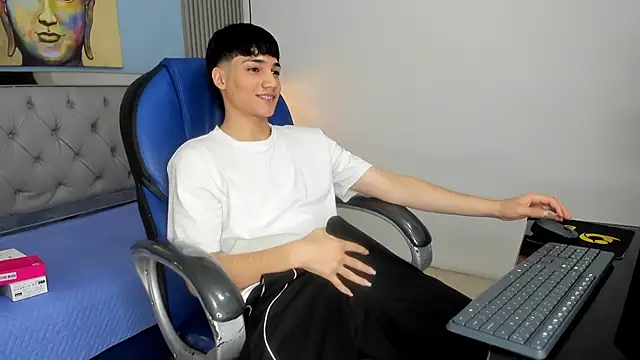 SamBlack  online show from June 12, 12:37 pm