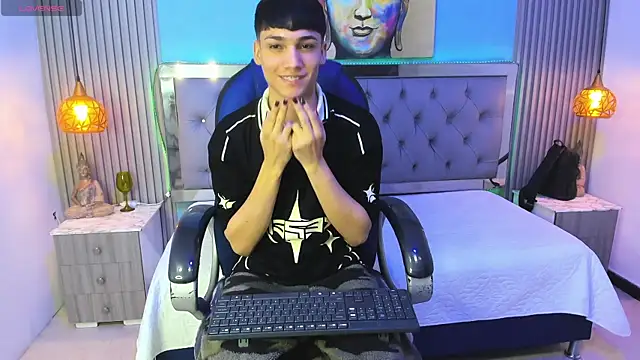 SamBlack  online show from July 1, 1:02 pm