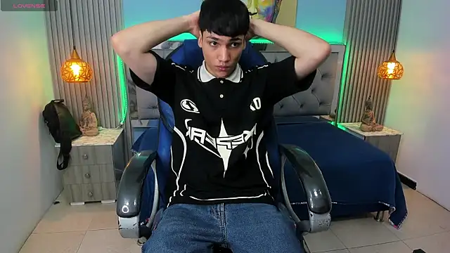 SamBlack  online show from July 11, 2:42 pm