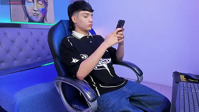 SamBlack  online show from August 2, 8:51 pm