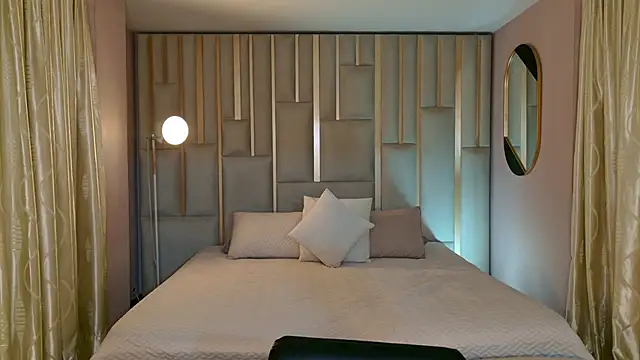 Snapshot of AgathaKondo_ chatting on November 8, 9:13 pm AgathaKondo online show from November 8, 9:13 pm