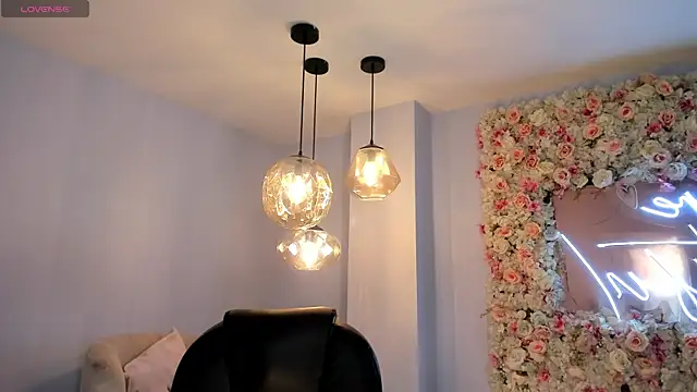 AgathaKondo  online show from February 9, 9:19 pm