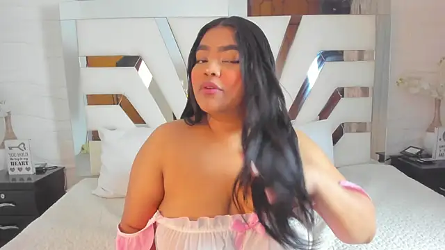 Snapshot of RileyDolly chatting on September 23, 3:20 am RileyDolly online show from September 23, 3:20 am