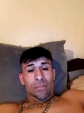 Snapshot of danielguerreros@xh chatting on July 24, 11:47 pm danielguerrerosxh online show from July 24, 11:47 pm