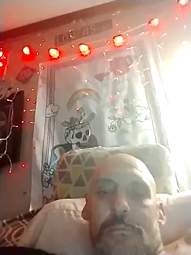 BonnienClyde5421 online show from February 17, 1:13 am