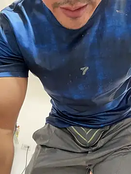 Snapshot of Terra-22cm chatting on February 12, 1:17 pm Terra-22cm online show from February 12, 1:17 pm