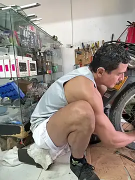 Snapshot of Terra-22cm chatting on March 10, 12:43 pm Terra-22cm online show from March 10, 12:43 pm