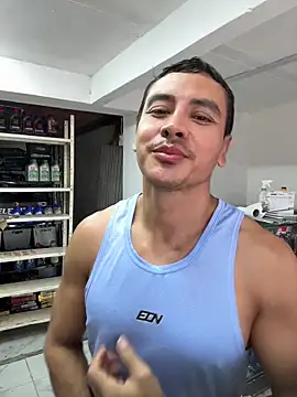 Snapshot of Terra-22cm chatting on March 11, 1:17 pm Terra-22cm online show from March 11, 1:17 pm