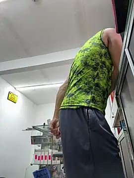 Snapshot of Terra-22cm chatting on March 12, 1:28 pm Terra-22cm online show from March 12, 1:28 pm