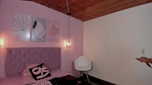 Snapshot of ATENA_JB chatting on September 10, 3:28 am ATENA JB online show from September 10, 3:28 am