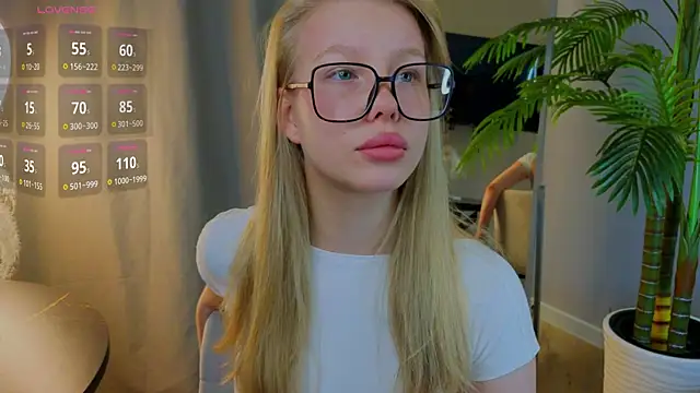 emilyshepar d online show from September 24, 2:04 am