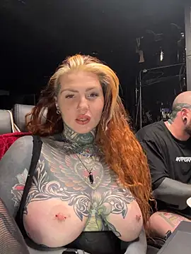 Snapshot of AlexandraWildd chatting on March 29, 10:10 pm AlexandraWildd online show from March 29, 10:10 pm