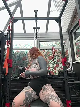 Snapshot of AlexandraWildd chatting on April 14, 10:32 am AlexandraWildd online show from April 14, 10:32 am