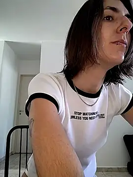 Snapshot of sweetsinxxx chatting on June 29, 3:45 pm sweetsinxxx online show from June 29, 3:45 pm