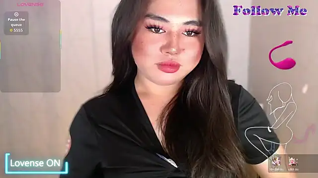 Snapshot of ursexy_ceciliaxx chatting on March 12, 10:49 pm ursexy ceciliaxx online show from March 12, 10:49 pm