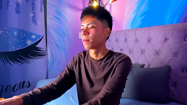 MaxiWildd online show from November 27, 12:51 pm