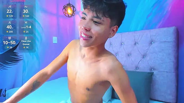 MaxiWildd online show from April 28, 1:16 pm