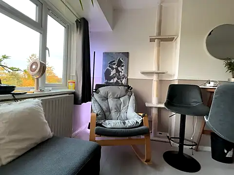 Snapshot of Dilfcam101 chatting on October 9, 6:55 am Dilfcam101 online show from October 9, 6:55 am