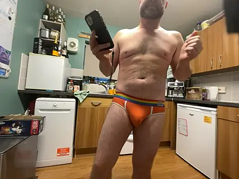 Snapshot of Dilfcam101 chatting on November 25, 7:41 am Dilfcam101 online show from November 25, 7:41 am