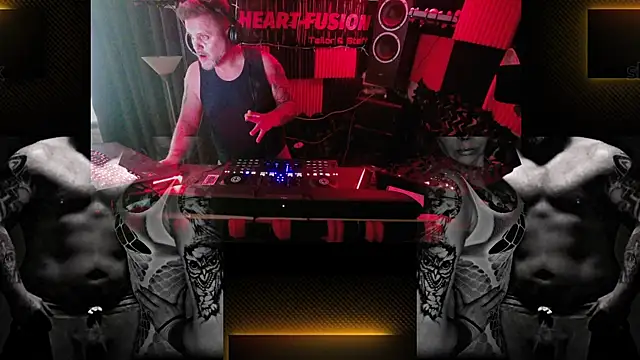 Wir2002Paar online show from October 25, 9:06 am