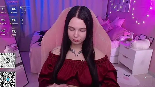 Snapshot of Michela_Fruet chatting on May 11, 1:11 am Michela Fruet online show from May 11, 1:11 am