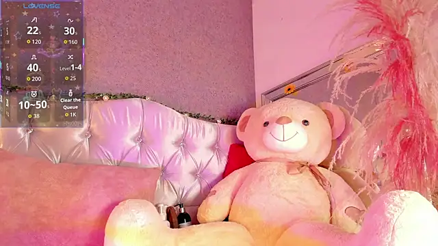 Snapshot of PrincePoppy chatting on September 15, 8:42 pm PrincePoppy online show from September 15, 8:42 pm