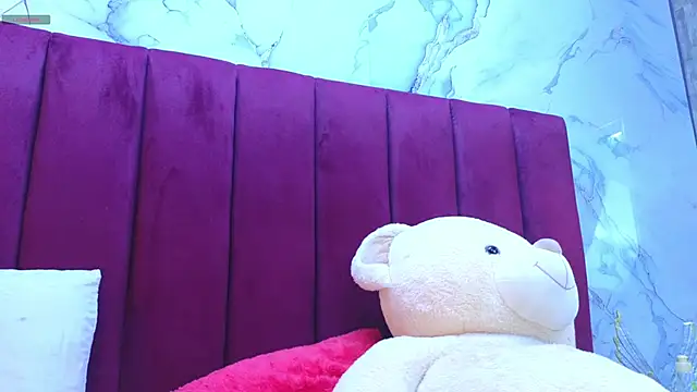 Snapshot of PrincePoppy chatting on October 27, 8:35 pm PrincePoppy online show from October 27, 8:35 pm