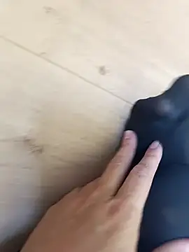 Teafeet online show from September 20, 2:29 pm