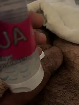 Snapshot of boran72 chatting on December 15, 6:12 pm boran72 online show from December 15, 6:12 pm